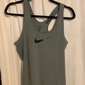 Nike workout tank